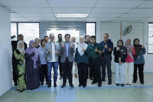 A Complete University Dental Laboratory Reconstruction by Medes