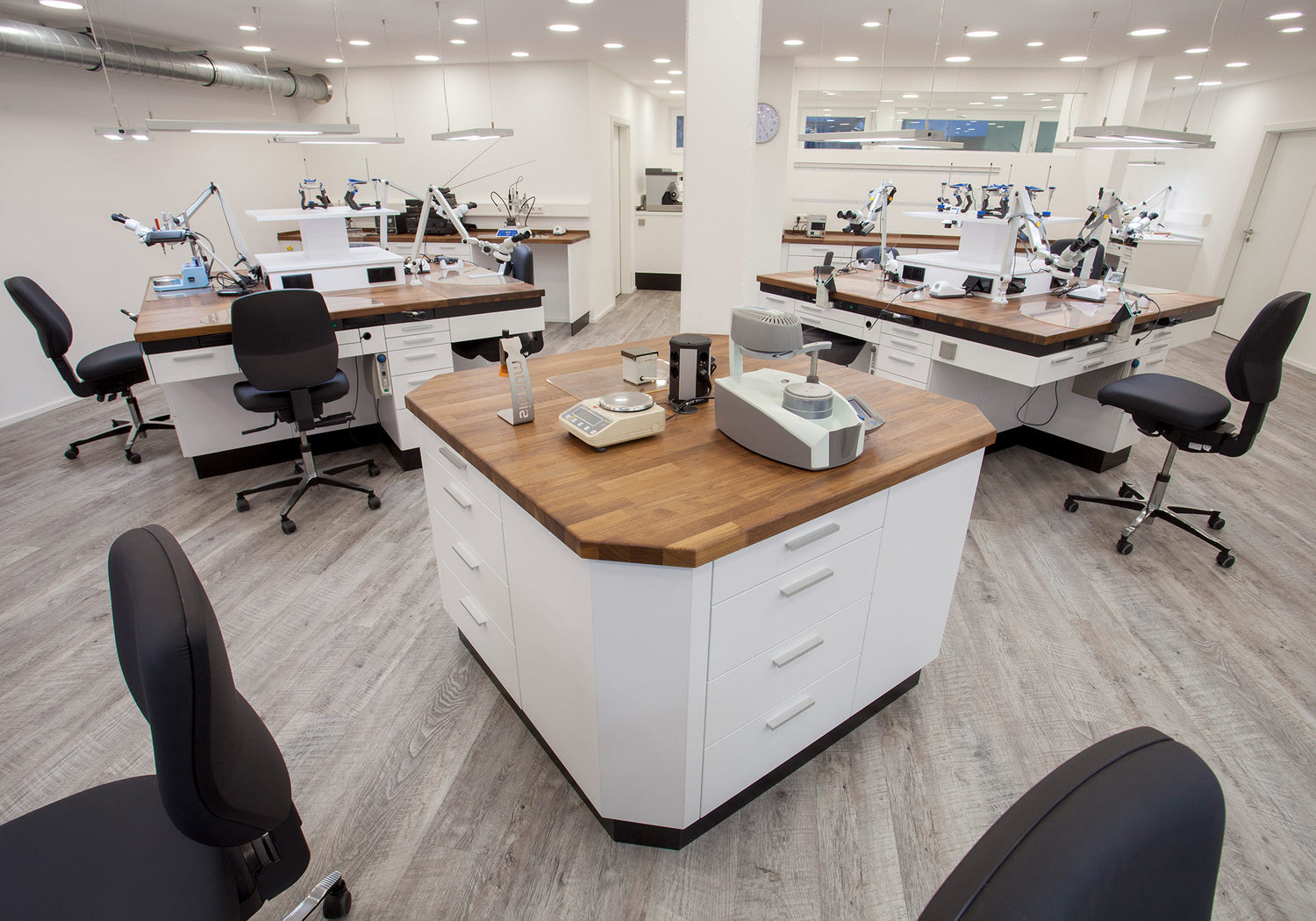 Dental Laboratory Equipment
